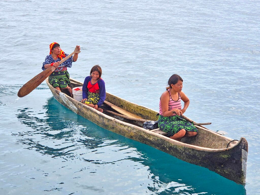 guna yala indians - sailingfreedom